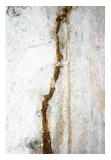 Water infiltration through basement wall crack